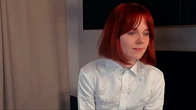 SaraAsberry online show from December 2025 07:37:01 PM