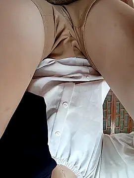 Snapshot of NariShow chatting on April 2026 07:15:02 AM NariShow online show from April 2026 07:15:02 AM