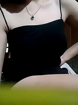 Snapshot of NariShow chatting on April 2026 11:21:01 PM NariShow online show from April 2026 11:21:01 PM