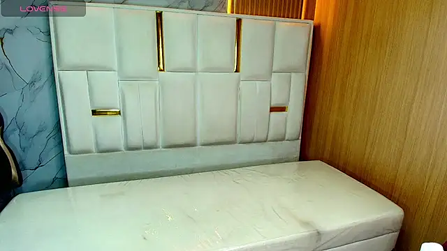 Snapshot of tatiscelis_tf chatting on June 2026 01:05:02 PM tatiscelis tf online show from June 2026 01:05:02 PM
