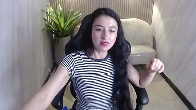 Snapshot of tatiscelis_tf chatting on November 2025 12:55:01 AM tatiscelis tf online show from November 2025 12:55:01 AM