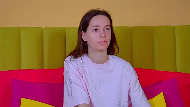 LilyLanes online show from December 2025 06:37:01 AM