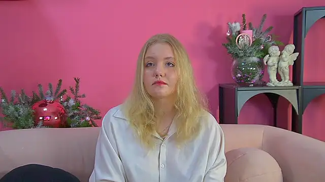 EmilyEvanse online show from December 2025 06:15:01 AM