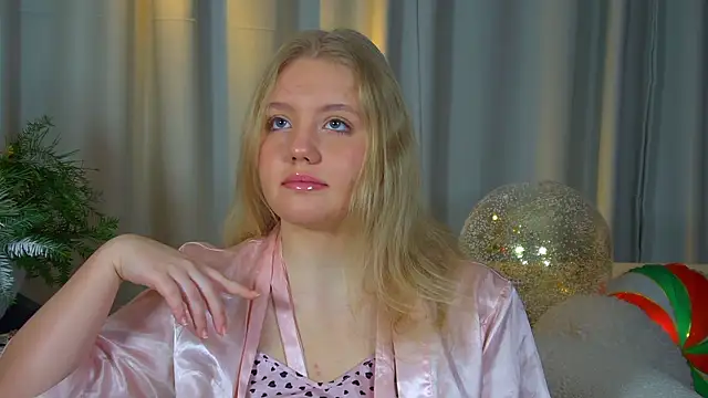 EmilyEvanse online show from December 2025 06:18:02 AM