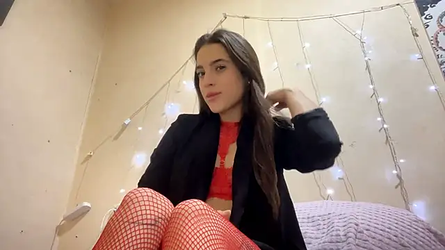 Kerrifan online show from December 2025 04:02:02 AM