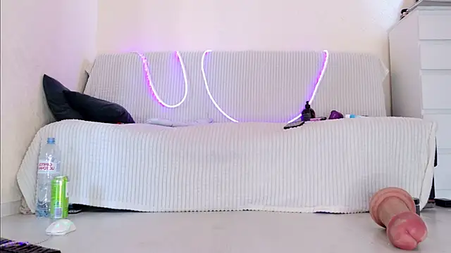 Amellika online show from March 2026 01:49:01 PM