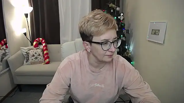 ChristinaRainforce online show from December 2025 01:34:02 PM