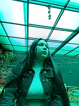 Snapshot of Vayoleth_0-2 chatting on December 2025 03:14:02 PM Vayoleth 0-2 online show from December 2025 03:14:02 PM