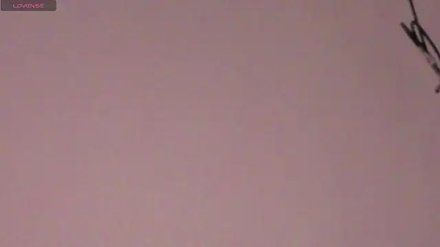 Snapshot of megan_lenon chatting on June 2026 07:19:02 PM megan lenon online show from June 2026 07:19:02 PM