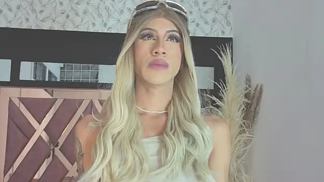 megan lenon online show from February 2026 11:59:02 PM