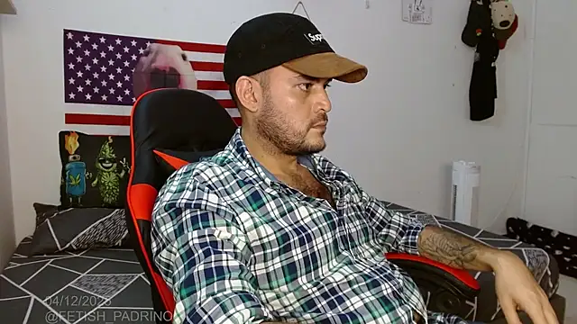 holegape online show from December 2025 03:38:02 AM