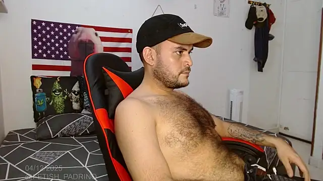 holegape online show from December 2025 04:05:02 PM