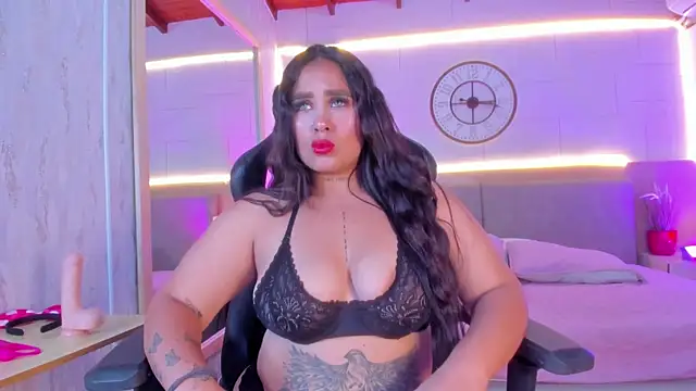 Snapshot of Julietaa_1 chatting on December 2025 07:46:02 PM Julietaa 1 online show from December 2025 07:46:02 PM