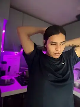 SaraAndrade  online show from April 2026 11:38:02 AM