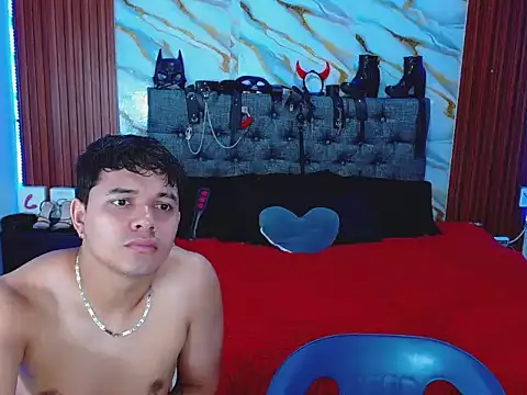 Meryandcris online show from December 2025 06:28:01 AM