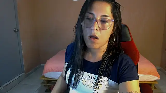 Snapshot of franysteell chatting on November 2025 11:59:01 PM franysteell online show from November 2025 11:59:01 PM