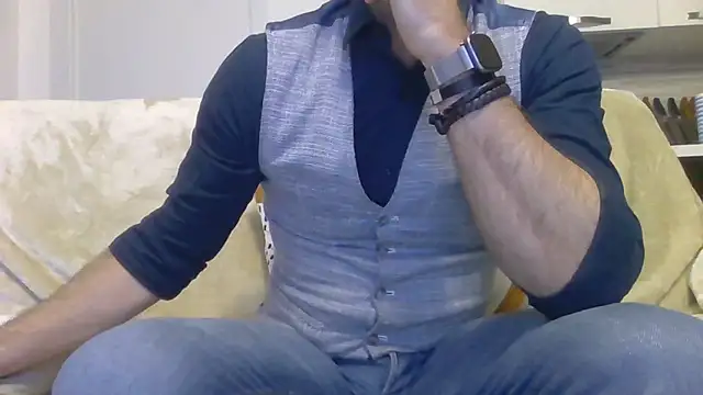 Eroshotlicker online show from April 2026 09:08:02 PM