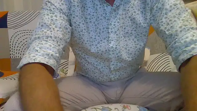 Eroshotlicker online show from June 2026 09:15:01 PM