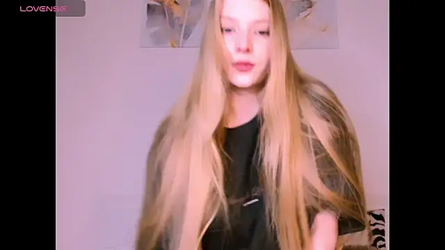 Snapshot of _Milana_Sparkl75_ chatting on January 2026 02:09:02 PM Milana Sparkl75 online show from January 2026 02:09:02 PM