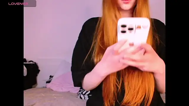 Snapshot of _Milana_Sparkl75_ chatting on February 2026 07:37:01 PM Milana Sparkl75 online show from February 2026 07:37:01 PM