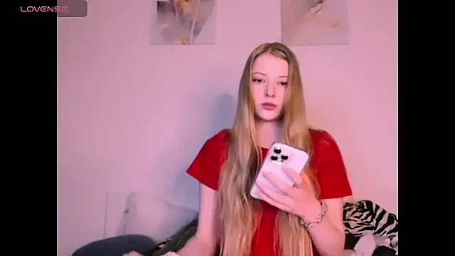 Snapshot of _Milana_Sparkl75_ chatting on January 2026 07:21:01 PM Milana Sparkl75 online show from January 2026 07:21:01 PM