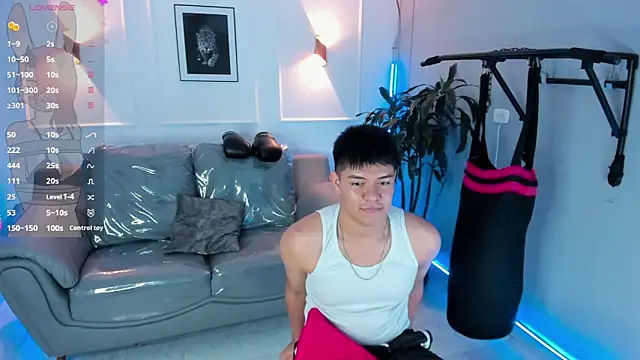 Snapshot of Paul_27_ chatting on December 2025 03:27:01 AM Paul 27 online show from December 2025 03:27:01 AM