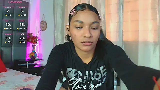 TashaNaughty4u online show from June 2026 07:33:01 PM