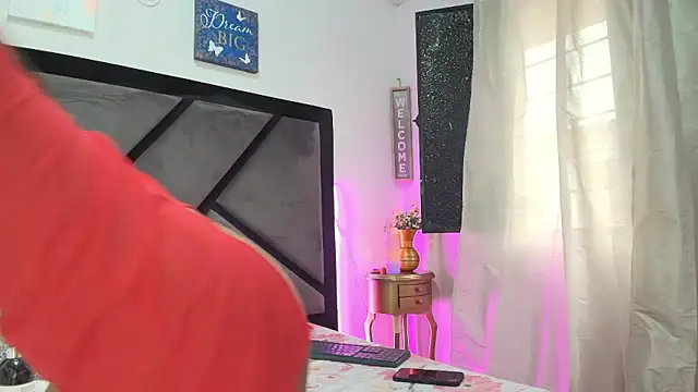 TashaNaughty4u online show from January 2026 12:44:02 PM