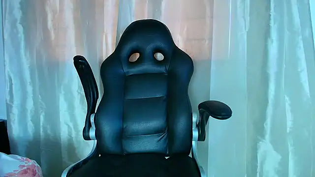 TashaNaughty4u online show from April 2026 01:28:01 PM