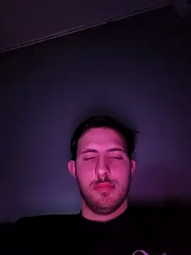 Razvan696969 online show from February 2026 08:17:02 PM