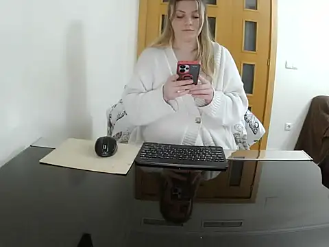 Adelyxveex online show from December 2025 11:16:02 PM