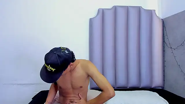 Megan foro online show from January 2026 03:35:01 AM