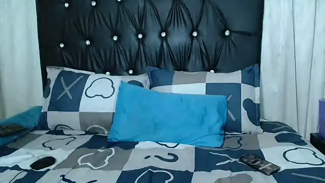 SavageHoney online show from April 2026 08:27:01 PM