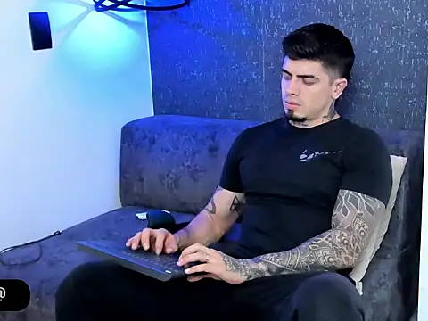  mrcock   online show from April 2026 10:35:02 PM