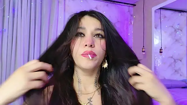 abby saenz 2025 online show from November 2025 08:42:02 PM