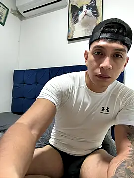 OliverWest04 online show from December 2025 08:03:02 PM