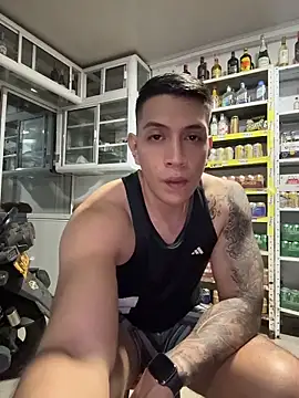 OliverWest04 online show from May 2026 05:37:02 AM