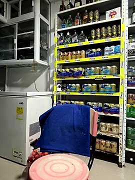 OliverWest04 online show from December 2025 06:56:02 AM