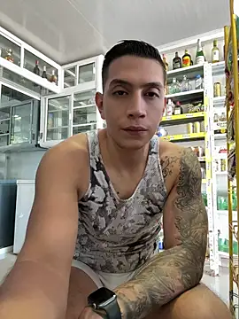 OliverWest04 online show from May 2026 05:43:02 PM