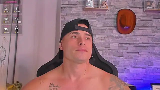 Snapshot of connorsmithvip chatting on November 2025 07:58:02 PM connorsmithvip online show from November 2025 07:58:02 PM