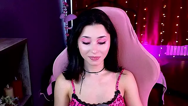 RedMidnight online show from May 2026 03:51:02 PM