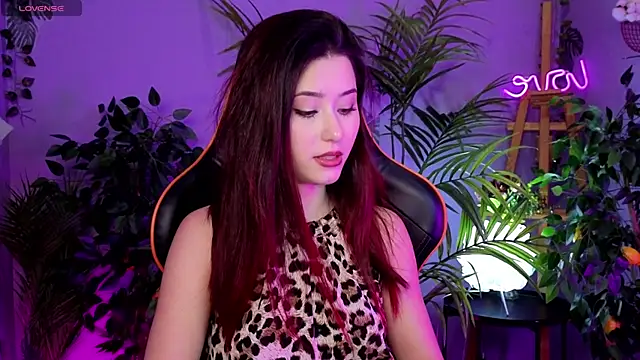 RedMidnight online show from November 2025 08:31:02 PM