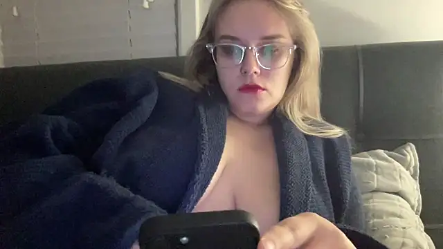 babyblue977 online show from February 2026 03:50:02 AM
