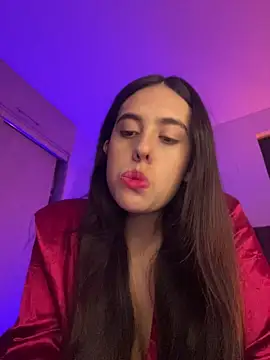Samantafoxx  online show from May 2026 11:00:01 PM