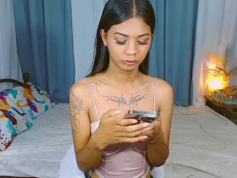 SamaraMillers online show from April 2026 03:28:01 PM