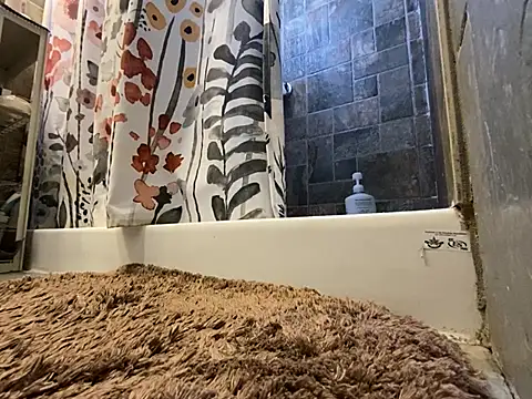 xxxenzo1 online show from March 2025 04:54:01 PM