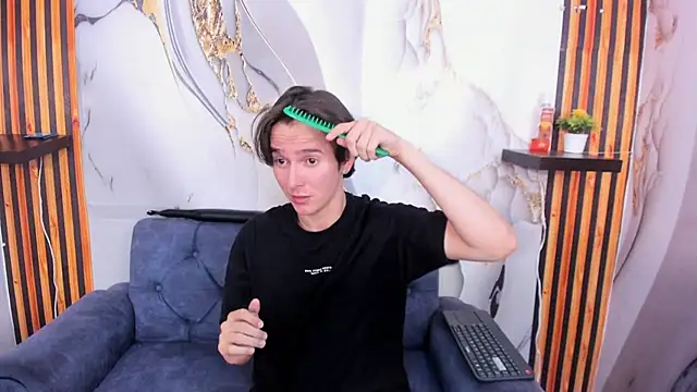 Aaron LatinMen2 online show from November 2025 03:39:02 AM