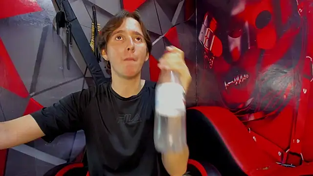 Aaron LatinMen2 online show from November 2025 07:58:01 PM