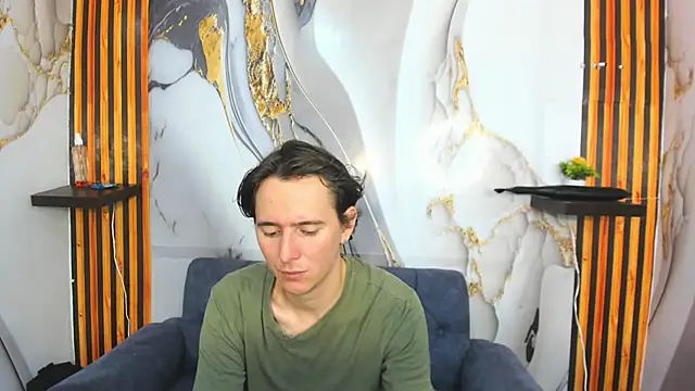 Aaron LatinMen2 online show from November 2025 07:58:01 PM