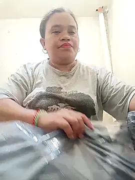 cutechubby online show from February 2026 11:29:01 AM